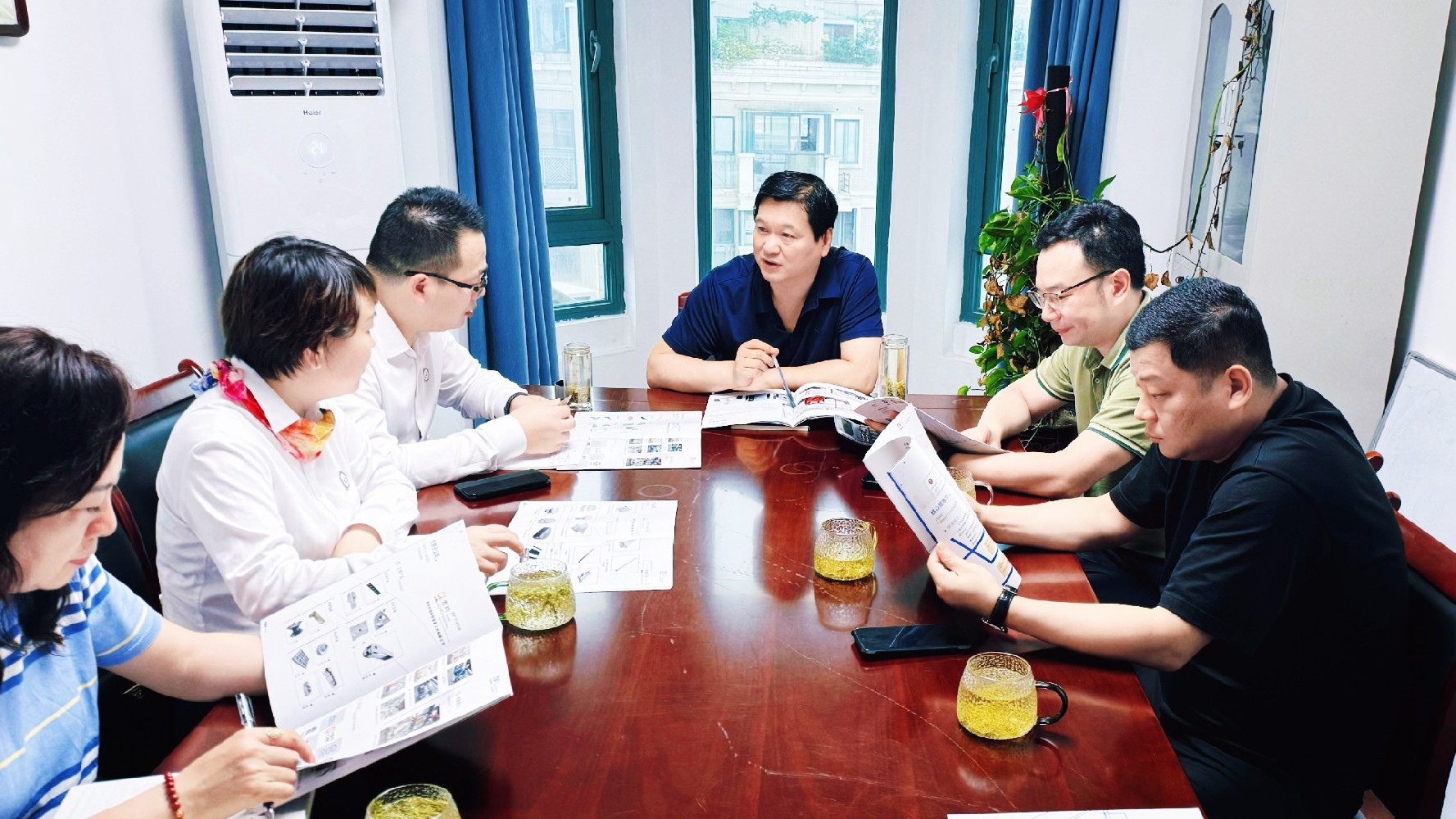 协会一行走访常务副会长单位—中裕铁信交通科技股份有限公司