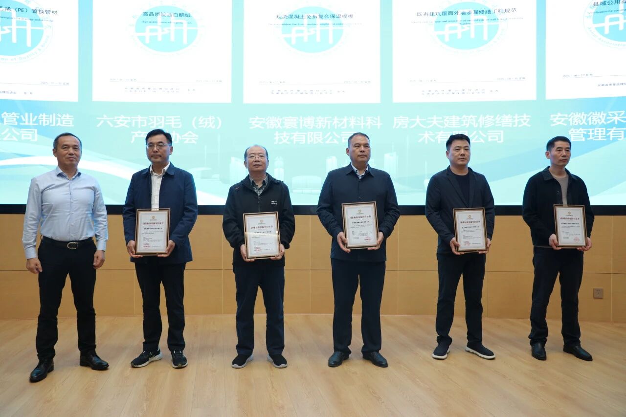 1760600470185922.jpg 1760600470185922.jpg